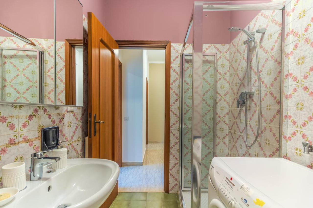 Casa Bea Cuore Di Rapallo Piu Parcheggio מראה חיצוני תמונה